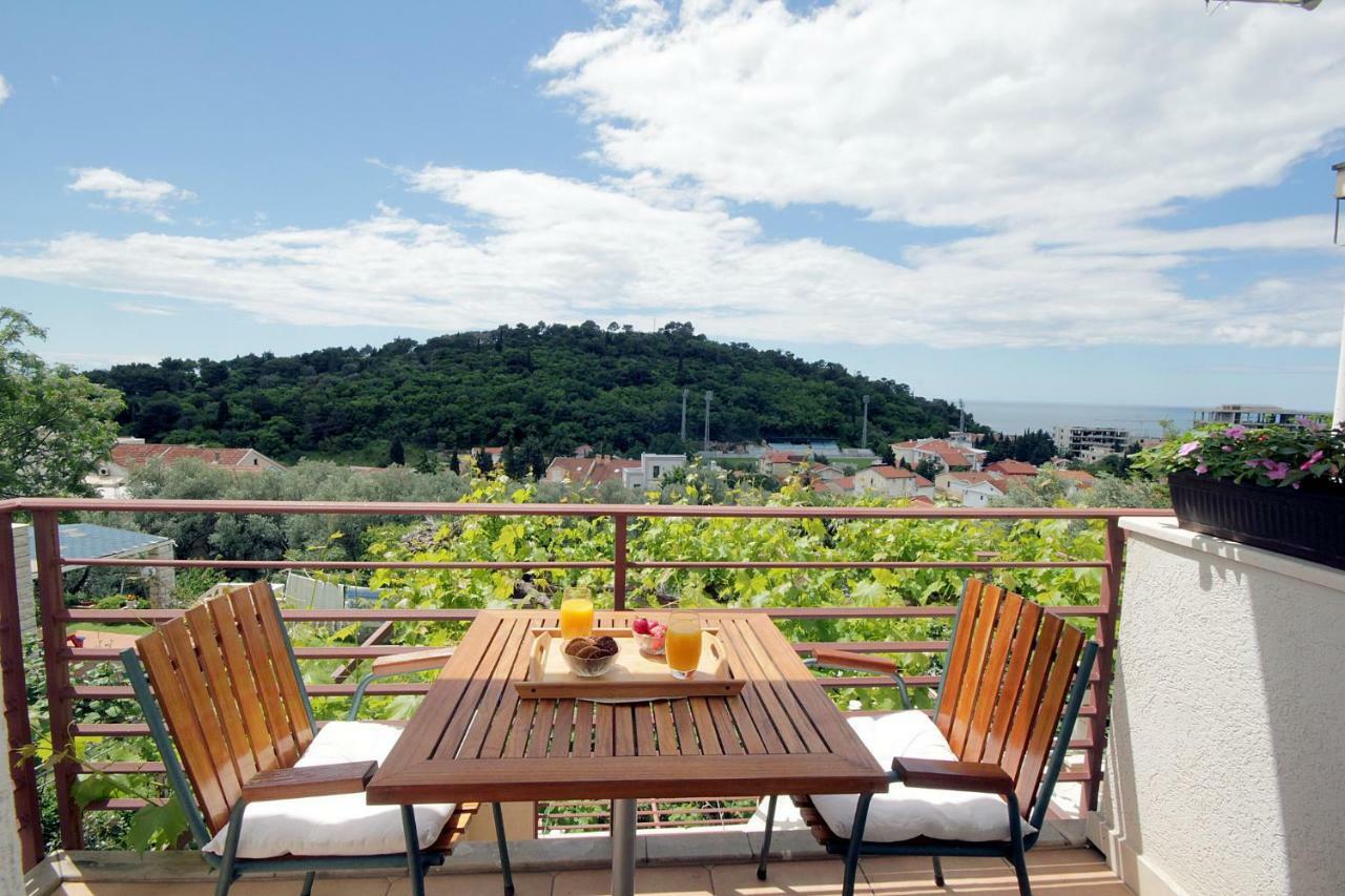 Apartments Ardura Petrovac Екстер'єр фото