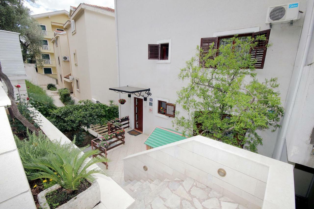 Apartments Ardura Petrovac Екстер'єр фото